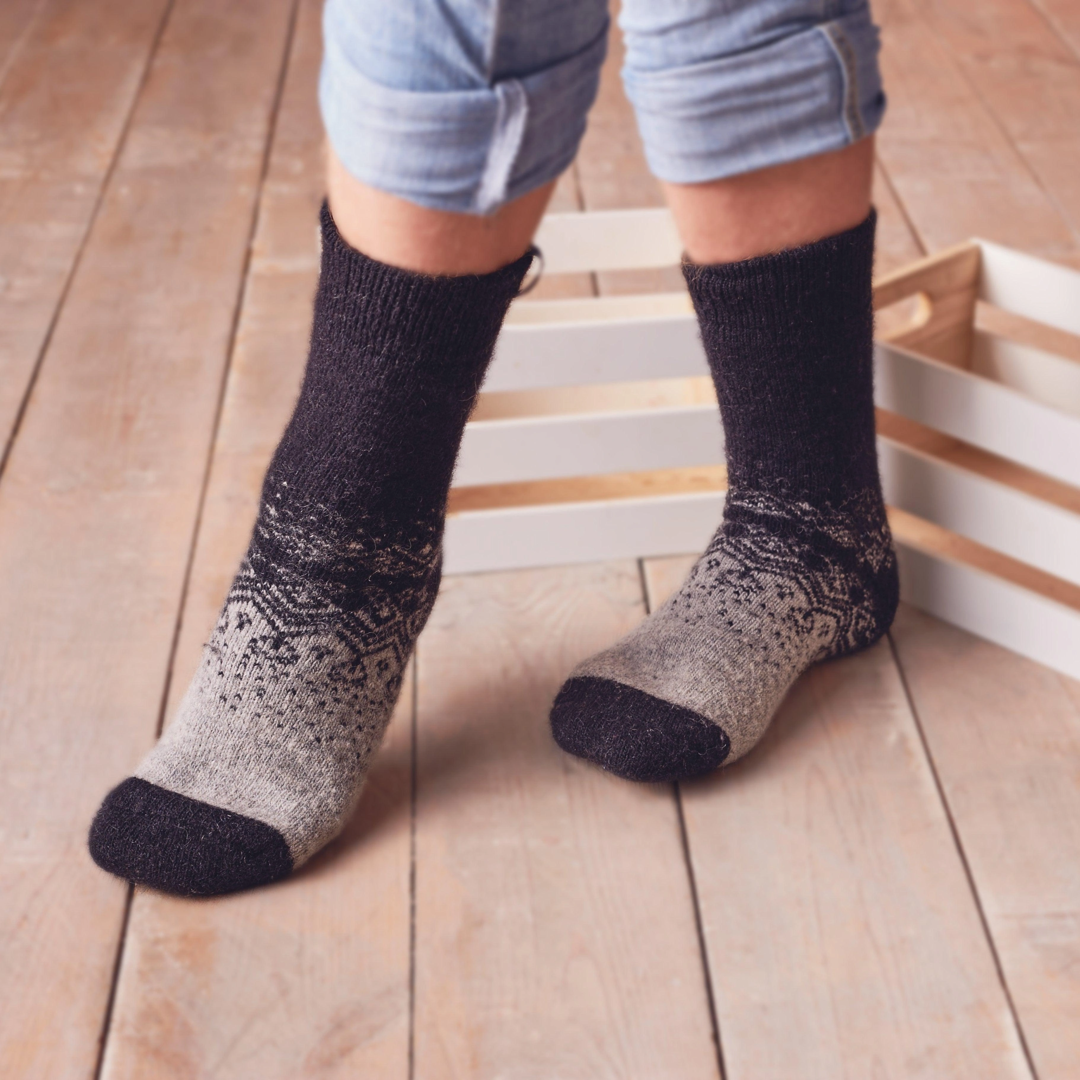 Arctic Night Merino: Conquer Cold in Style Crew Socks for Men